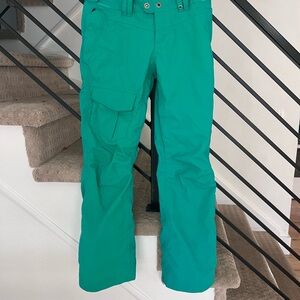 The North Face Women’s Teal Flare Leg Snow Pants. Size M.
